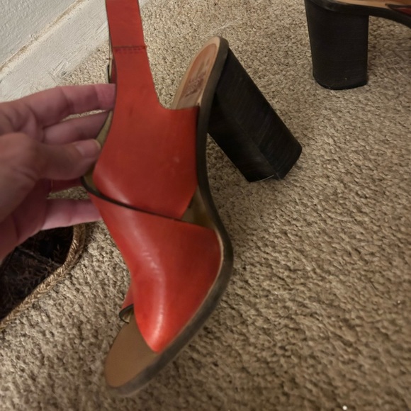 Gorgeous Amanda Gregory red sandals block heels size 5.5 - Picture 3 of 6